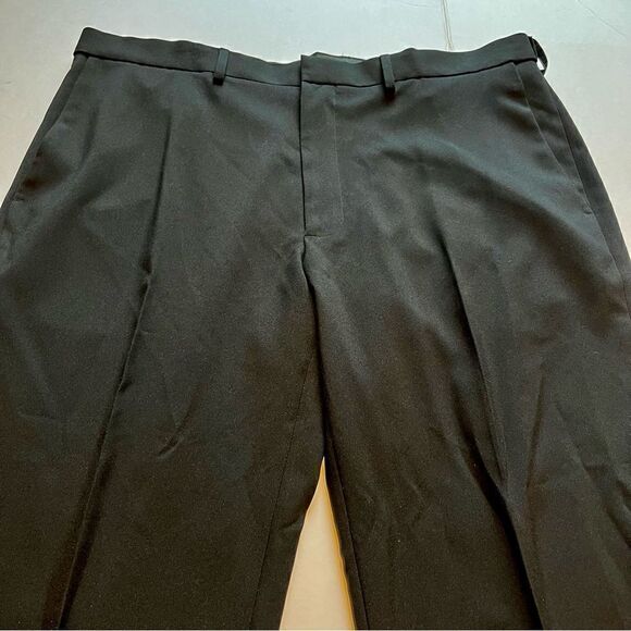 Men's Haggar Classic Fit Dress Slacks Black 40Wx30L - Picture 2 of 11